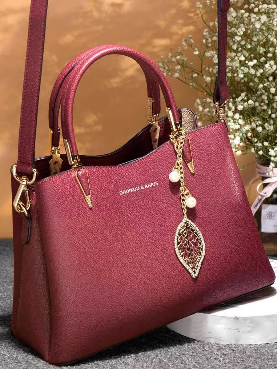 Elegant Leather Tote Handbag